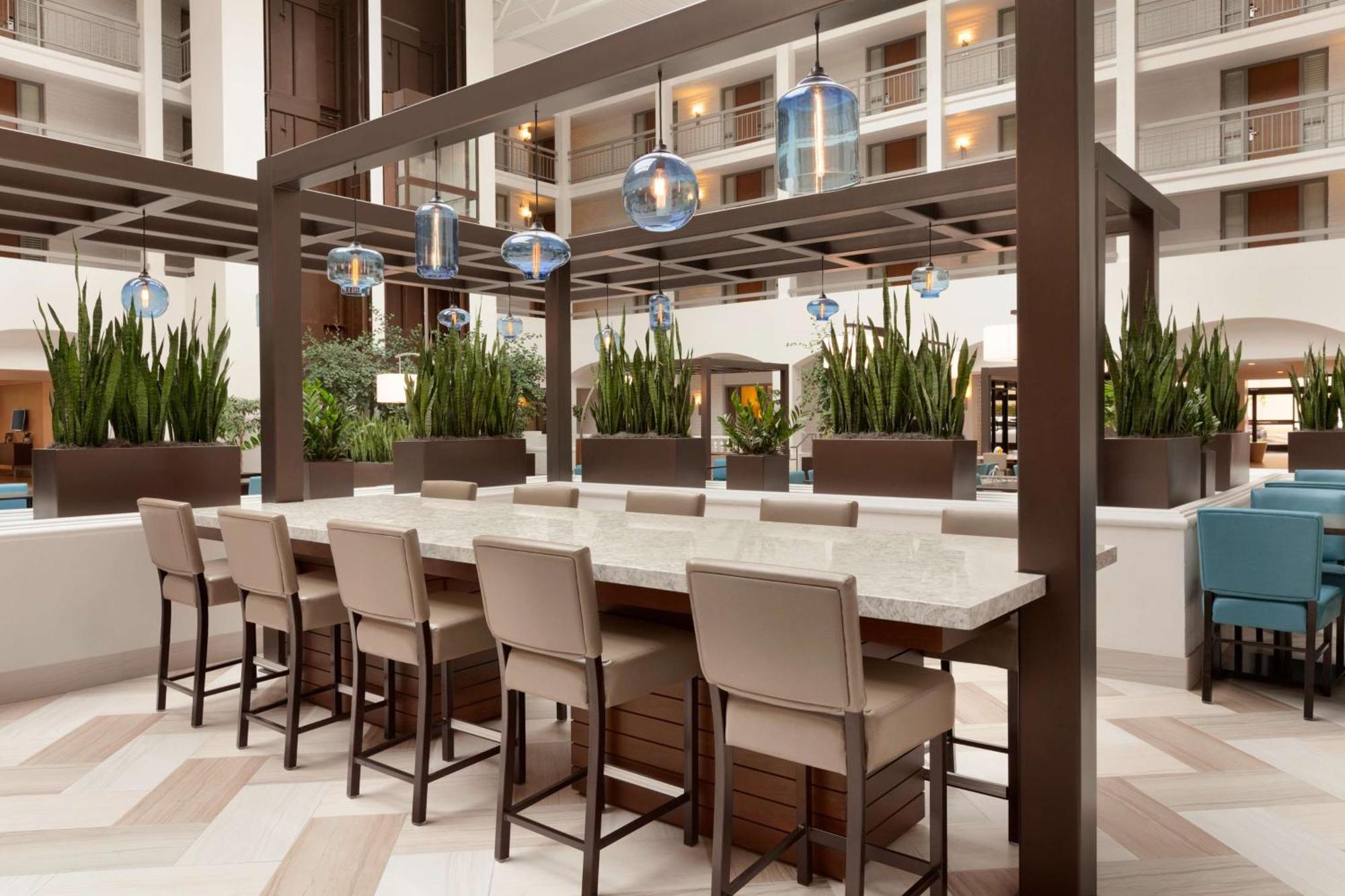 Hotel Embassy