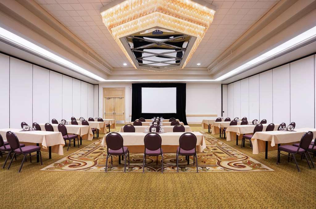 Hotel Embassy 4*